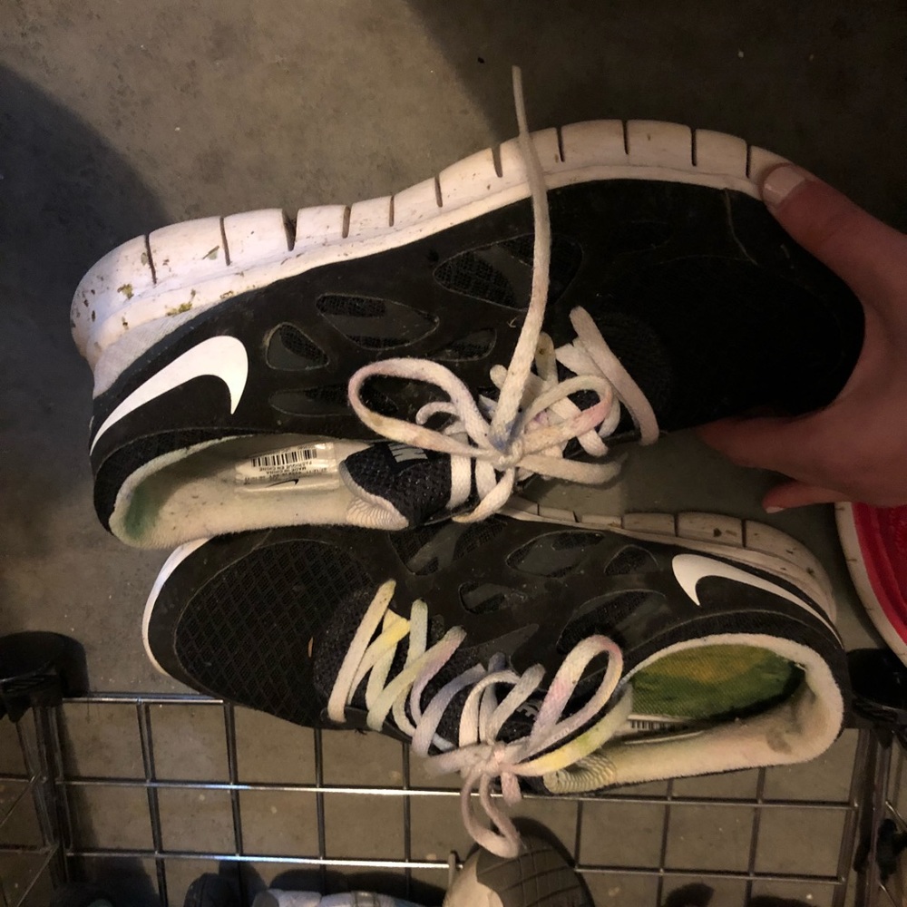 Nike tennis shoes